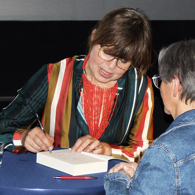 LiteraturFieber in  Oberhavel mit Kerstin Ehmer